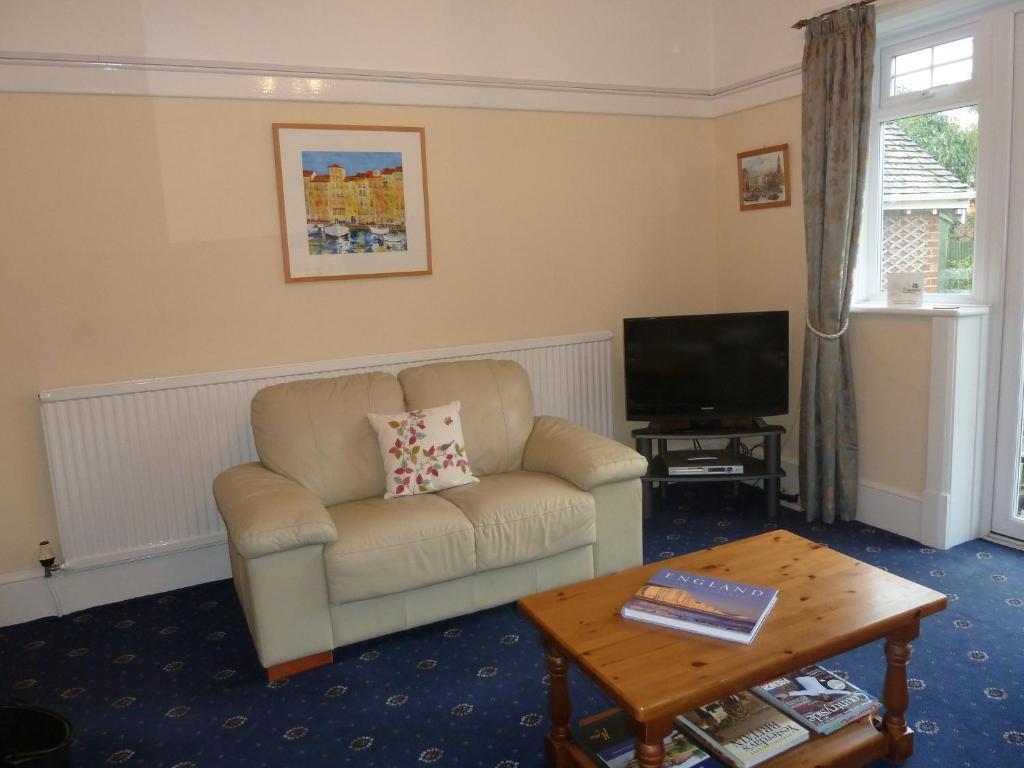 Whitemoor House B&B ลินด์เฮิร์สต์ ภายนอก รูปภาพ